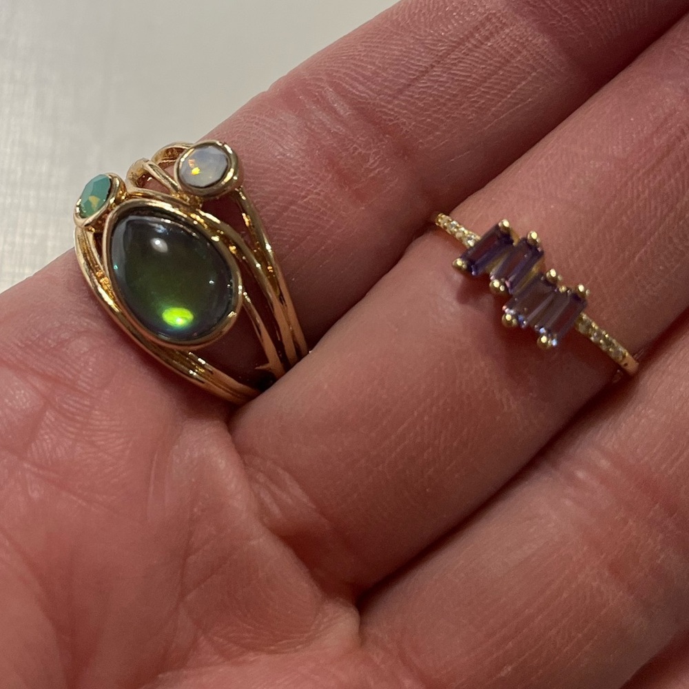 Gold Ring with Blue/Green Stones Sz 9 - Picture 5 of 5